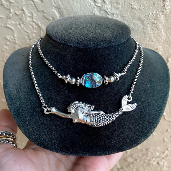 Mermaid abalone necklace . Double layer necklace with genuine blue abalone shell - Picture 7 of 15